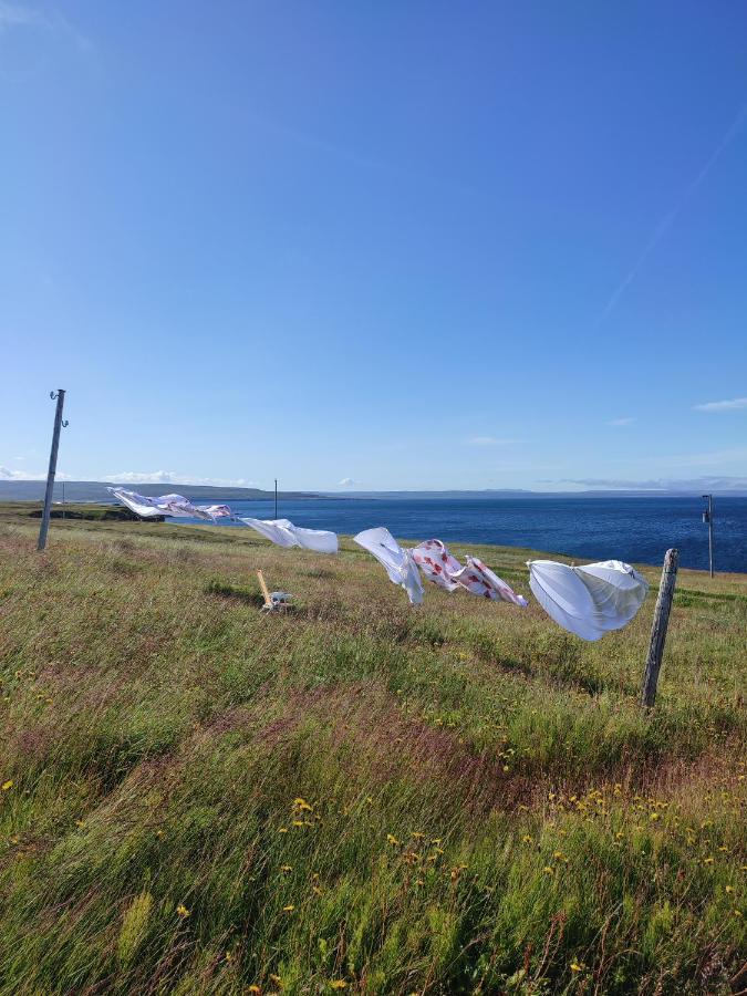 Happy-Cove Guesthouse - By The Sea Bakkafjorthur ภายนอก รูปภาพ