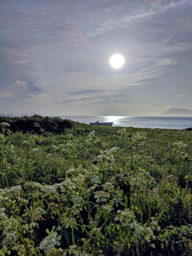 Happy-Cove Guesthouse - By The Sea Bakkafjorthur ภายนอก รูปภาพ