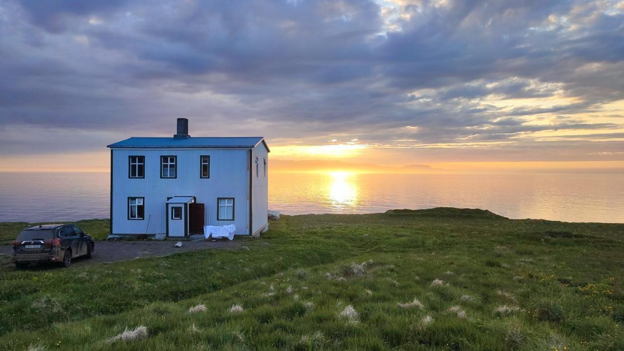 Happy-Cove Guesthouse - By The Sea Bakkafjorthur ภายนอก รูปภาพ