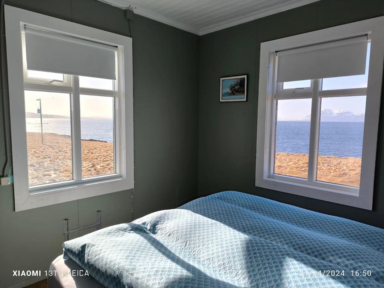 Happy-Cove Guesthouse - By The Sea Bakkafjorthur ภายนอก รูปภาพ